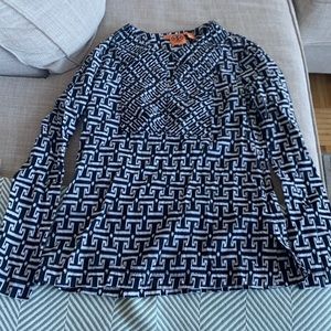 Tory Burch linen shirt. Super cute, never worn